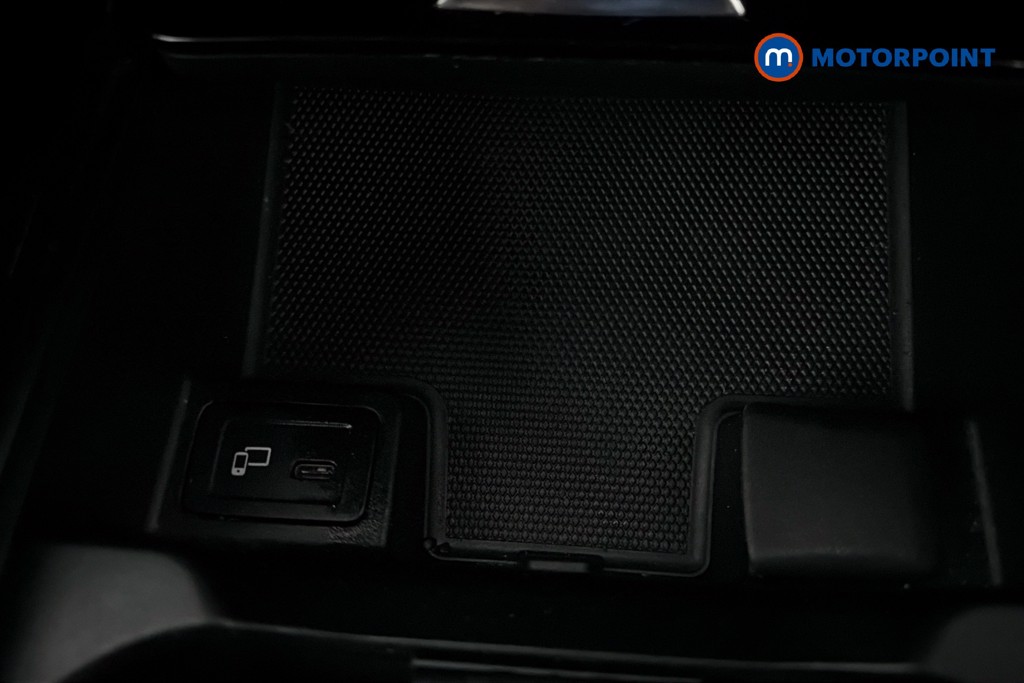 Mercedes-Benz CLA Amg Line Automatic Petrol Estate - Stock Number (1648624) - 17th supplementary image