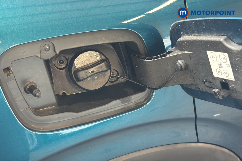 Renault Arkana Engineered Automatic Petrol-Electric Hybrid SUV - Stock Number (1648641) - 41st supplementary image
