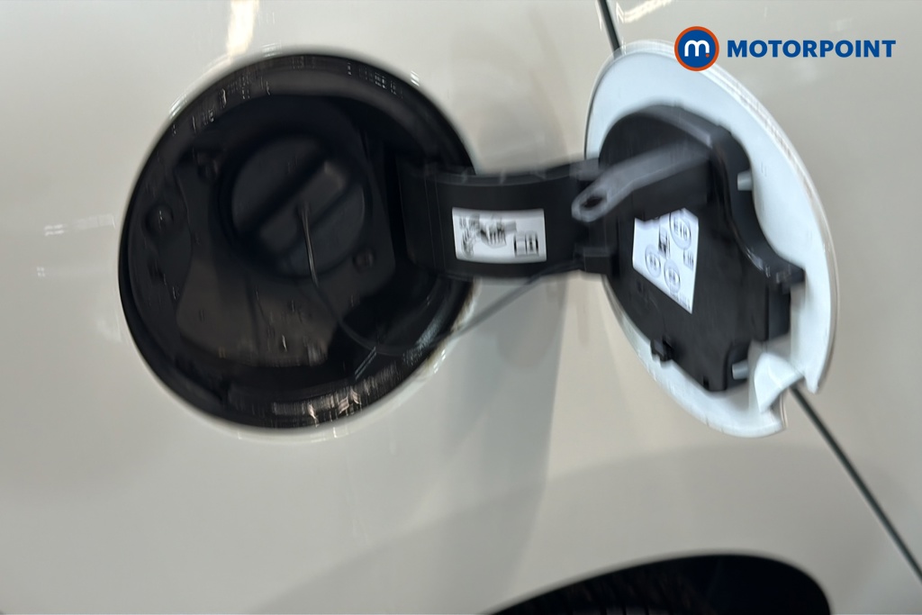 Renault Clio Iconic Manual Petrol Hatchback - Stock Number (1648956) - 41st supplementary image