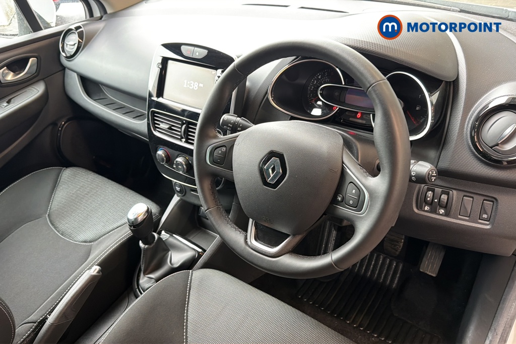 Renault Clio Iconic Manual Petrol Hatchback - Stock Number (1648956) - 1st supplementary image