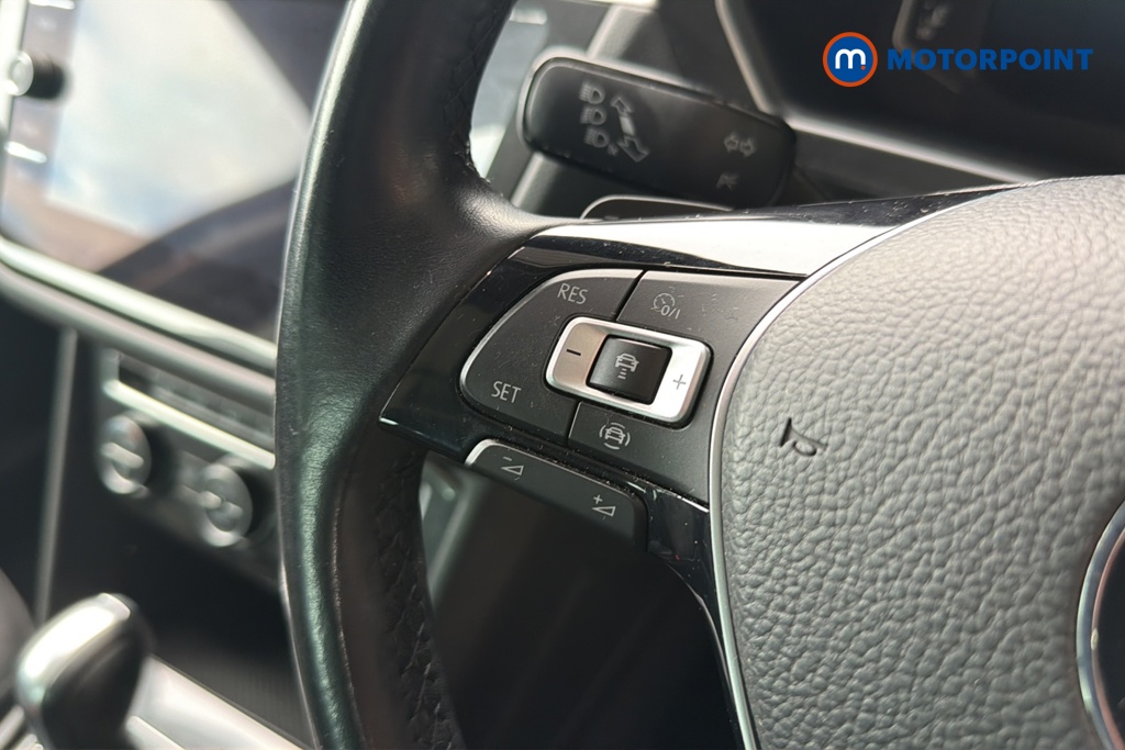 Volkswagen Tiguan SEL Automatic Petrol SUV - Stock Number (1649147) - 4th supplementary image