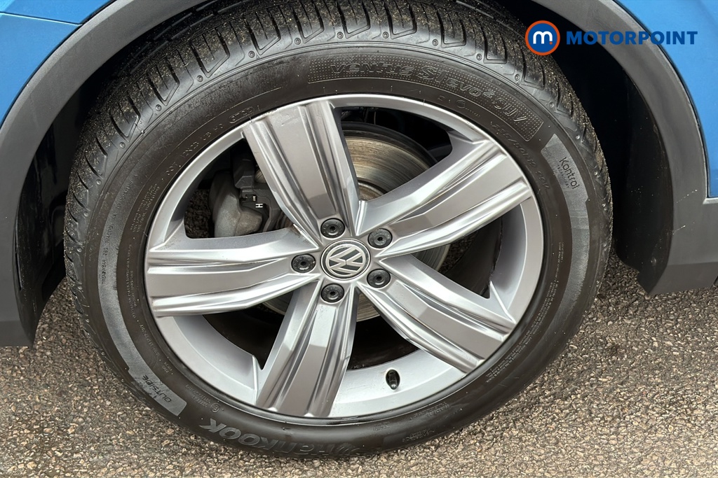 Volkswagen Tiguan SEL Automatic Petrol SUV - Stock Number (1649147) - 44th supplementary image