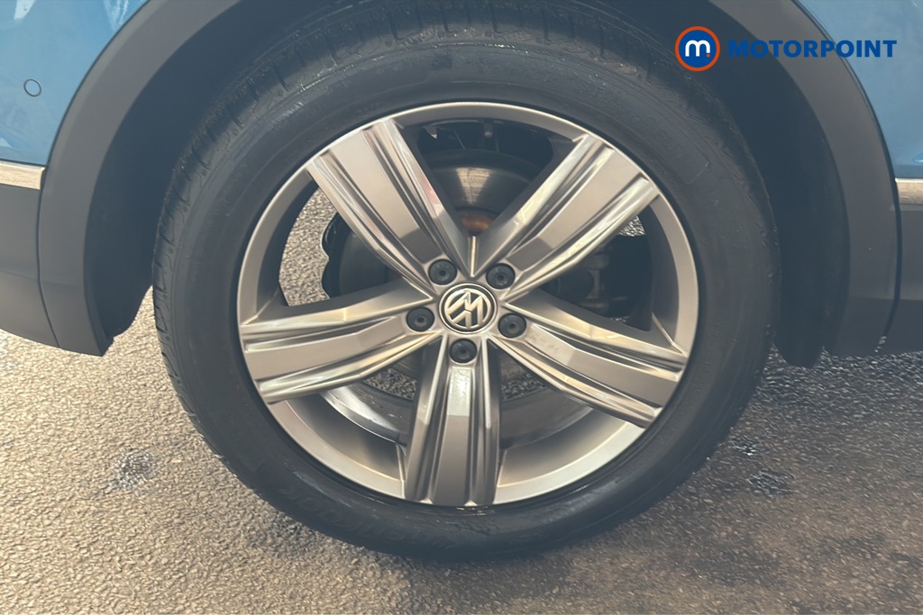 Volkswagen Tiguan SEL Automatic Petrol SUV - Stock Number (1649147) - 46th supplementary image