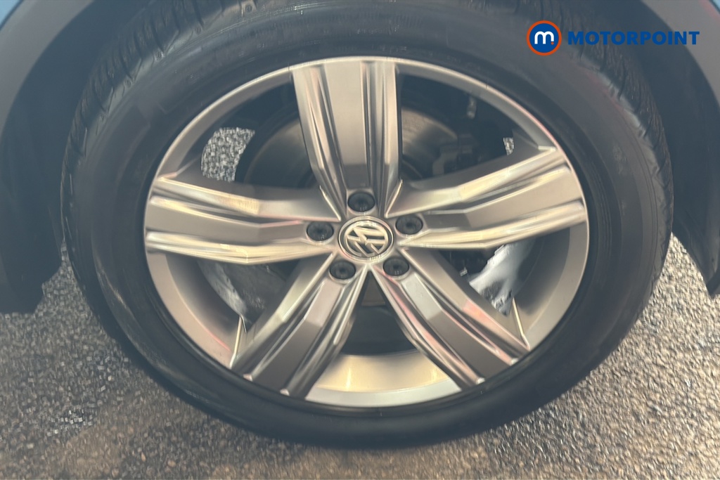 Volkswagen Tiguan SEL Automatic Petrol SUV - Stock Number (1649147) - 47th supplementary image