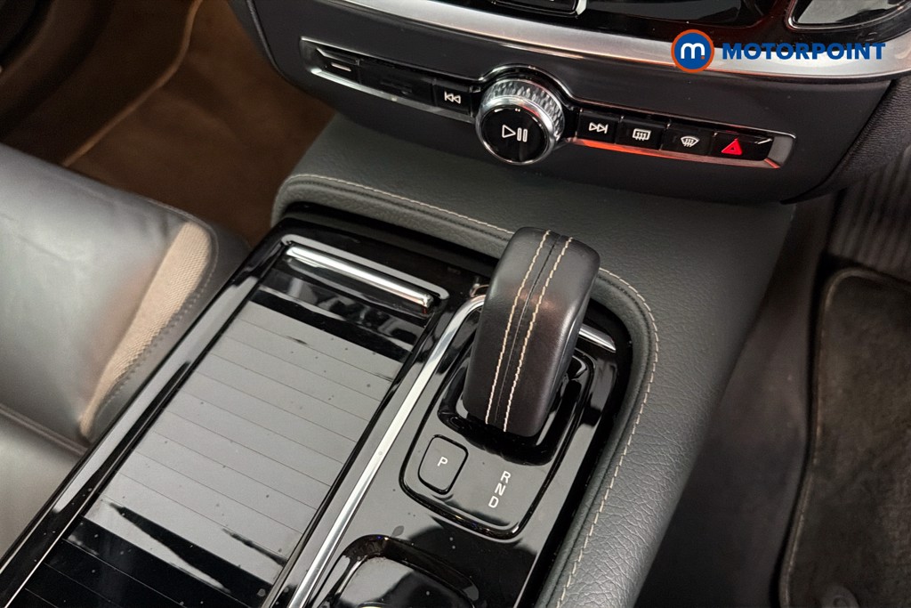 Volvo S60 R Design Plus Automatic Petrol Plug-In Hybrid Saloon - Stock Number (1649722) - 15th supplementary image