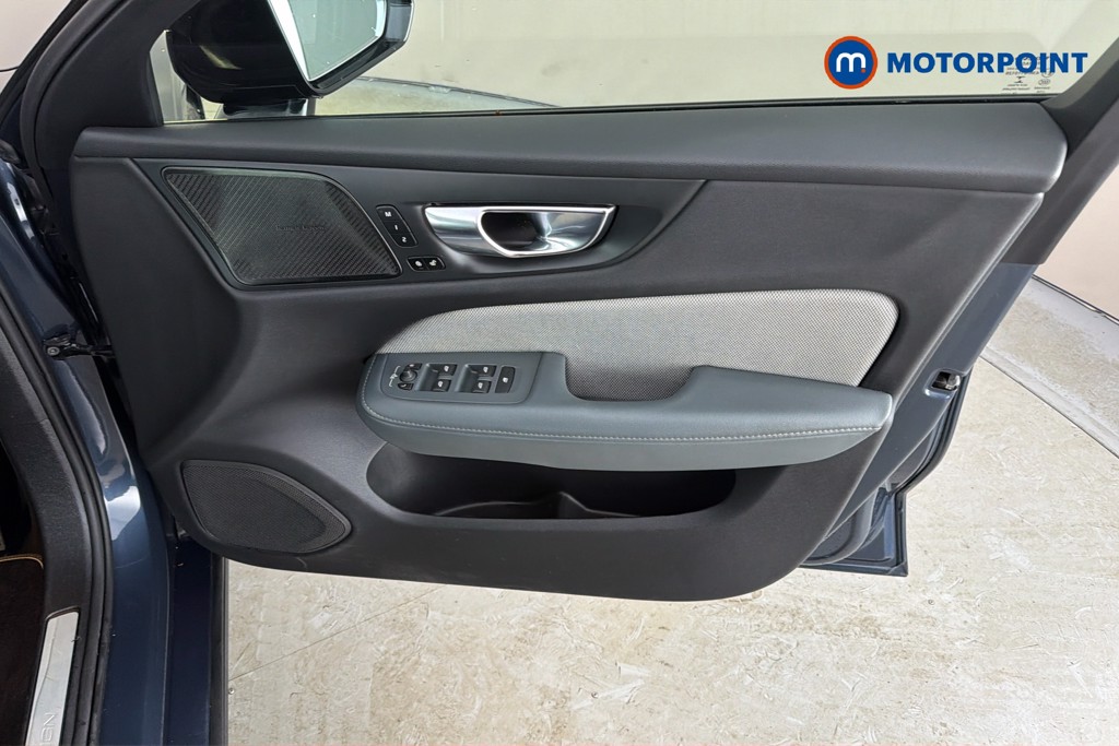 Volvo S60 R Design Plus Automatic Petrol Plug-In Hybrid Saloon - Stock Number (1649722) - 19th supplementary image