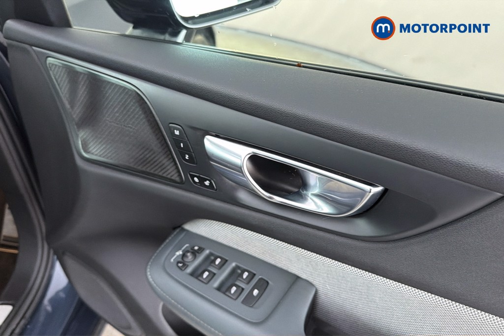 Volvo S60 R Design Plus Automatic Petrol Plug-In Hybrid Saloon - Stock Number (1649722) - 42nd supplementary image