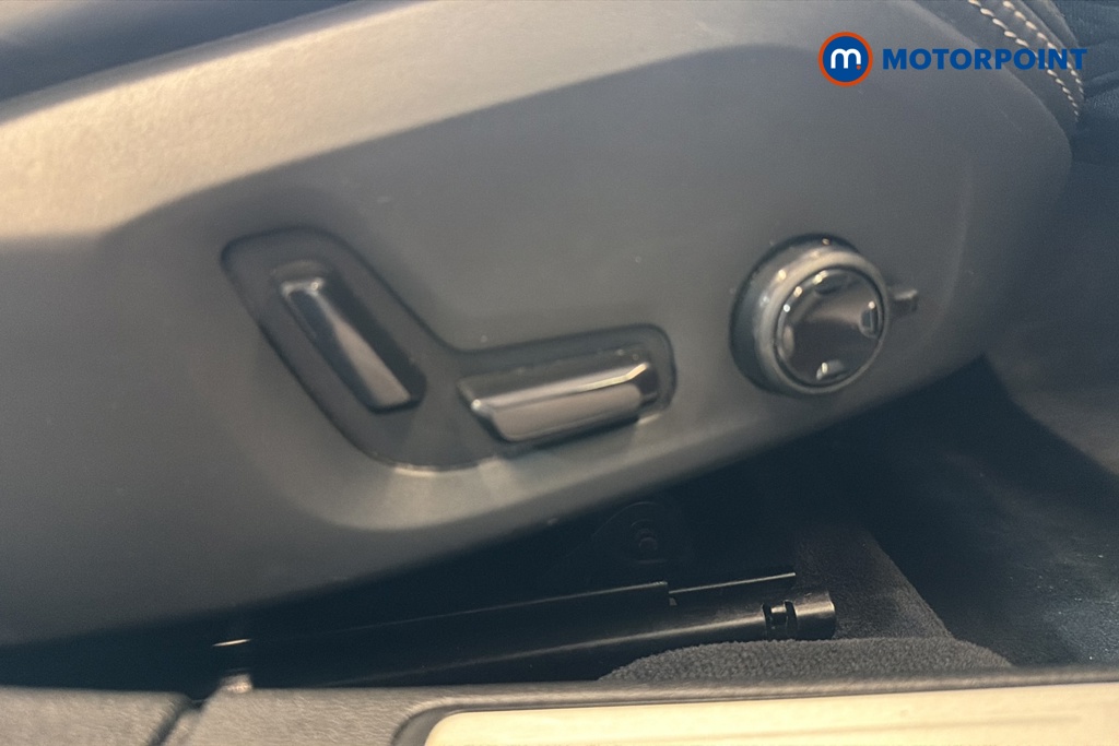 Volvo S60 Inscription Plus Automatic Petrol Saloon - Stock Number (1649812) - 23rd supplementary image