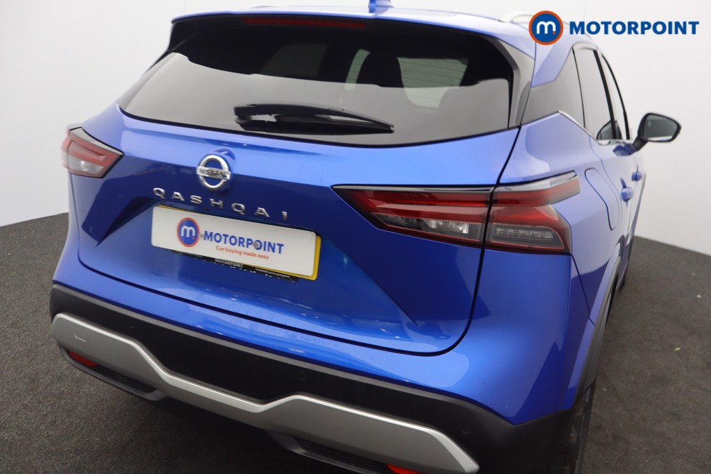 Nissan Qashqai Tekna Manual Petrol SUV - Stock Number (1650214) - 2nd supplementary image