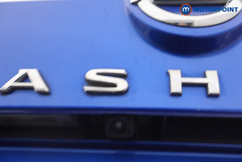 Nissan Qashqai Tekna Manual Petrol SUV - Stock Number (1650214) - 5th supplementary image