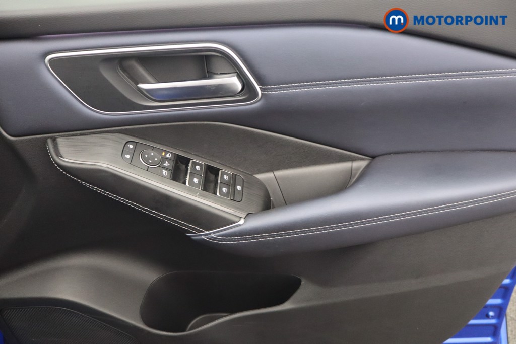 Nissan Qashqai Tekna Manual Petrol SUV - Stock Number (1650214) - 12th supplementary image