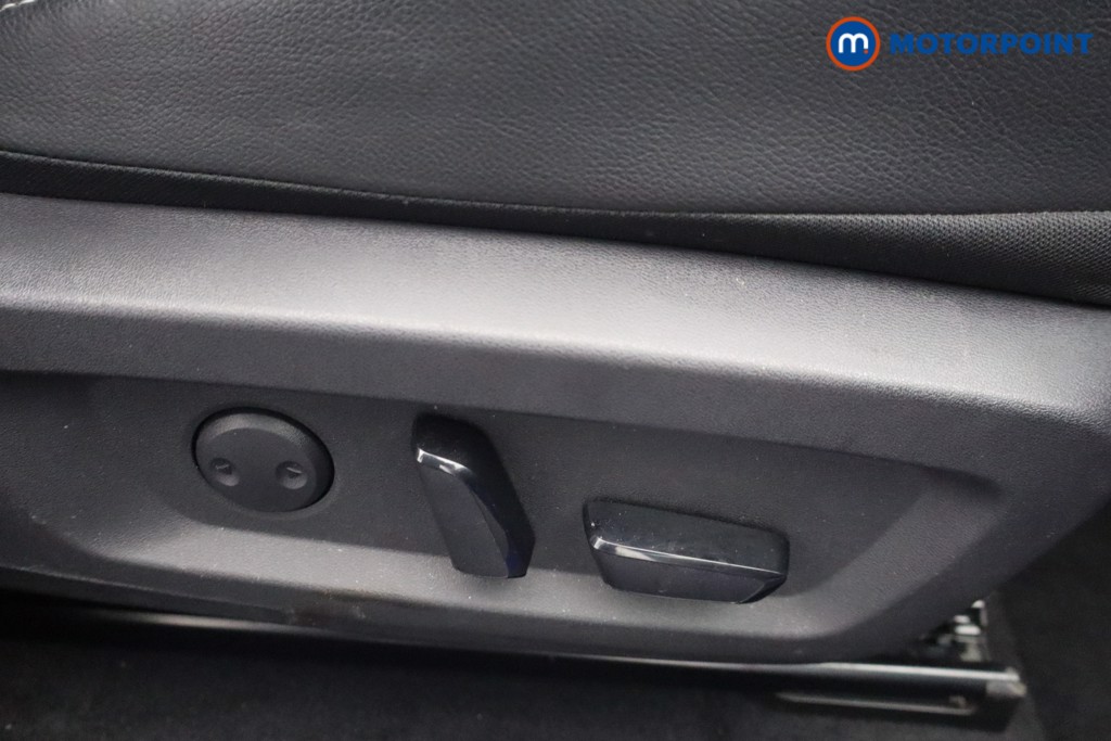 Nissan Qashqai Tekna Manual Petrol SUV - Stock Number (1650214) - 15th supplementary image