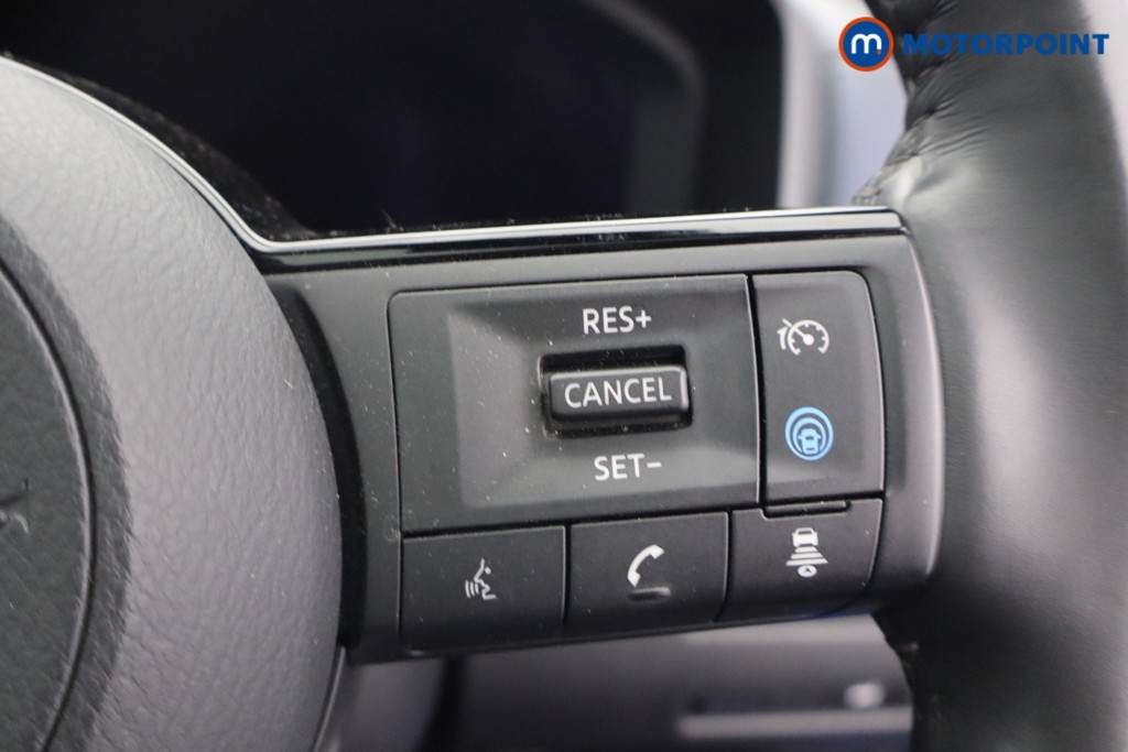Nissan Qashqai Tekna Manual Petrol SUV - Stock Number (1650214) - 17th supplementary image