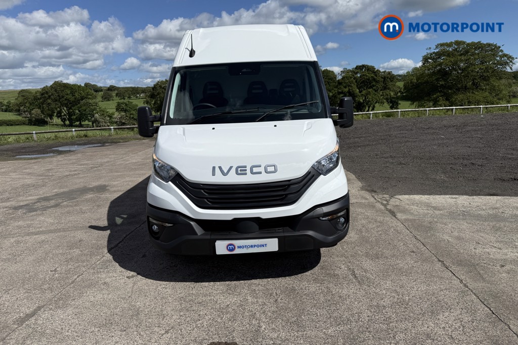 Iveco Daily Business Automatic Diesel High Volume-High Roof Van - Stock Number (1650352) - Passenger side front corner