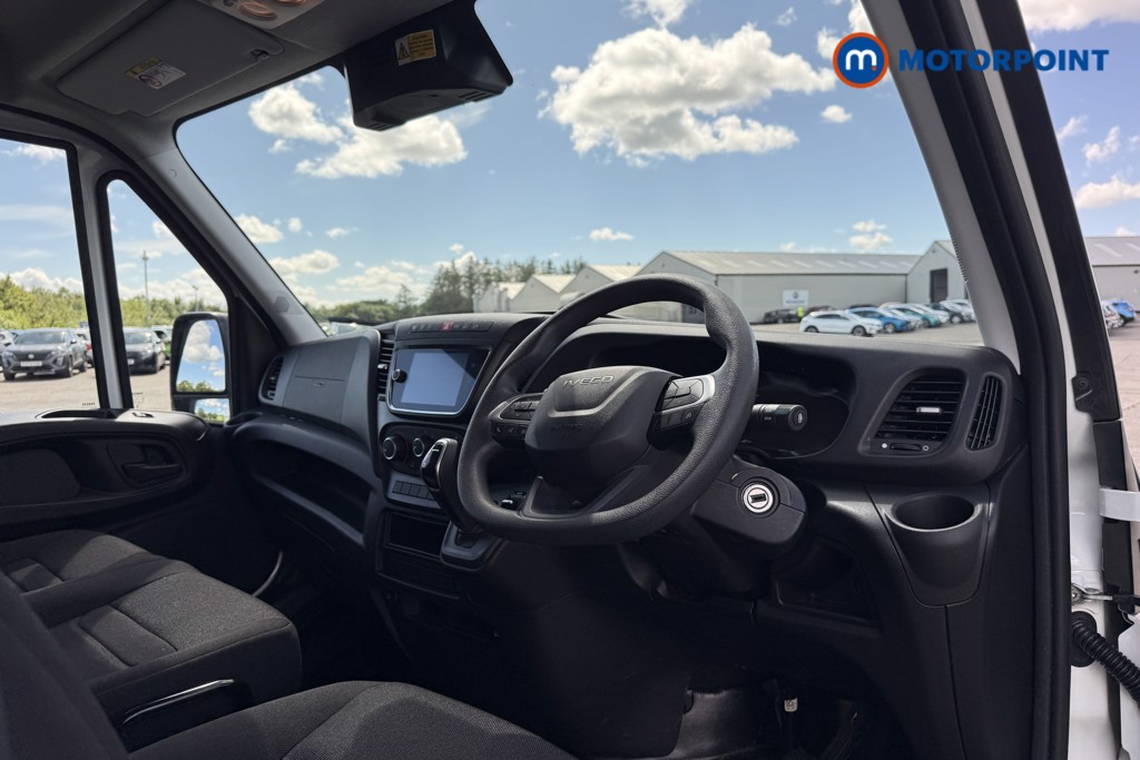 Iveco Daily Business Automatic Diesel High Volume-High Roof Van - Stock Number (1650352) - 9th supplementary image