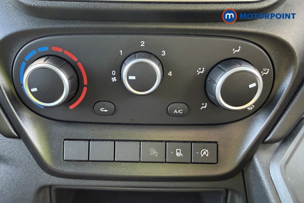 Iveco Daily Business Automatic Diesel High Volume-High Roof Van - Stock Number (1650352) - 18th supplementary image