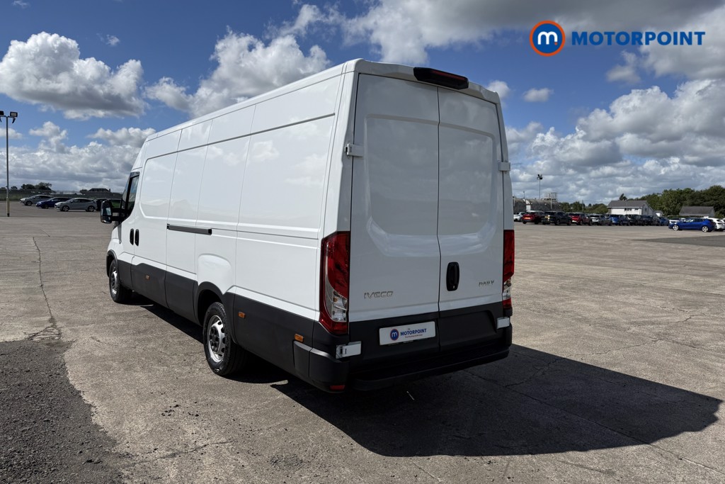 Iveco Daily Business Automatic Diesel High Volume-High Roof Van - Stock Number (1650352) - 1st supplementary image