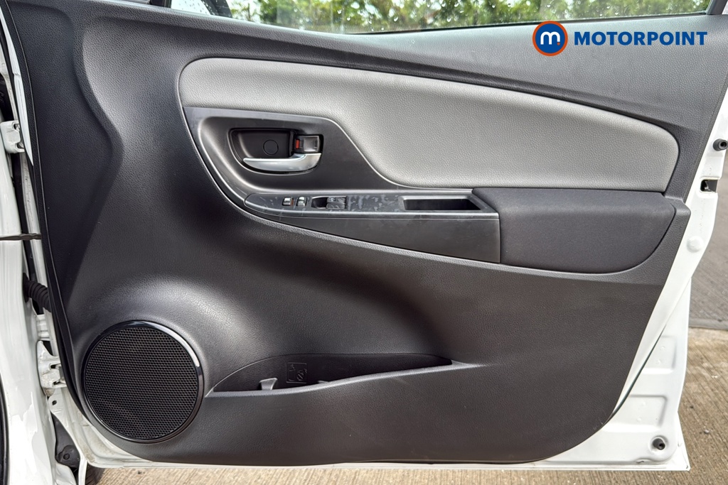 Toyota Yaris Icon Automatic Petrol Hatchback - Stock Number (1650482) - 18th supplementary image