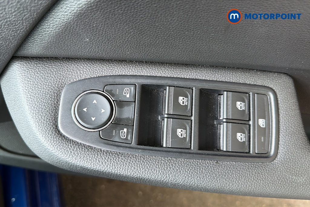 Renault Clio Evolution Manual Petrol Hatchback - Stock Number (1650566) - 19th supplementary image