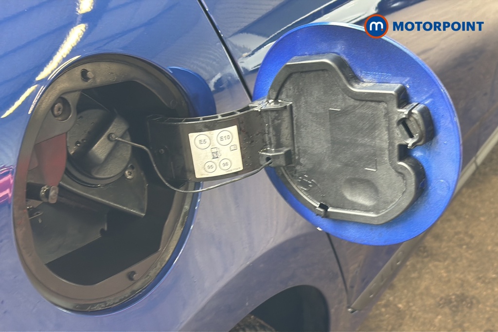 Renault Clio Evolution Manual Petrol Hatchback - Stock Number (1650566) - 41st supplementary image