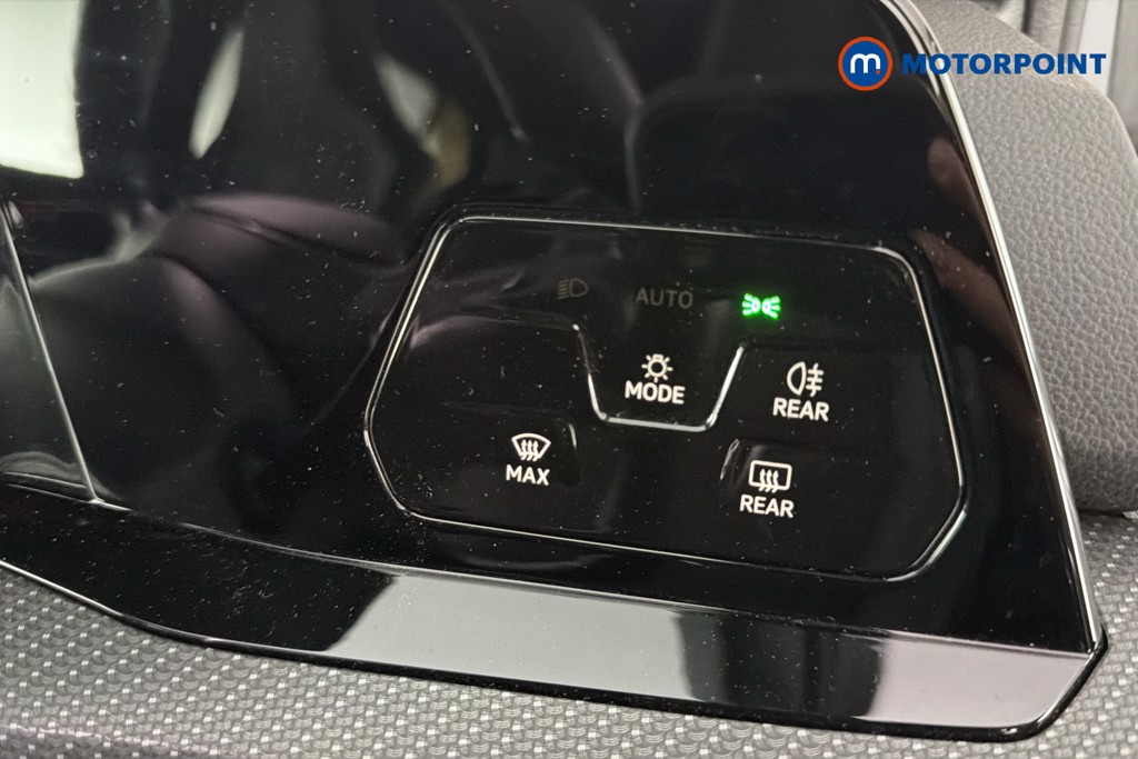 Volkswagen Golf R-Line Manual Petrol Hatchback - Stock Number (1650578) - 18th supplementary image