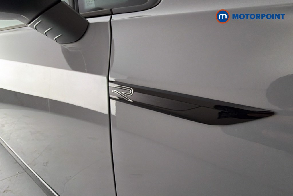 Volkswagen Golf R-Line Manual Petrol Hatchback - Stock Number (1650578) - 46th supplementary image