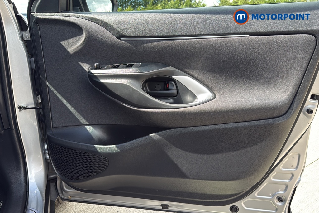 Toyota Yaris Cross Icon Automatic Petrol-Electric Hybrid Estate - Stock Number (1650815) - 18th supplementary image