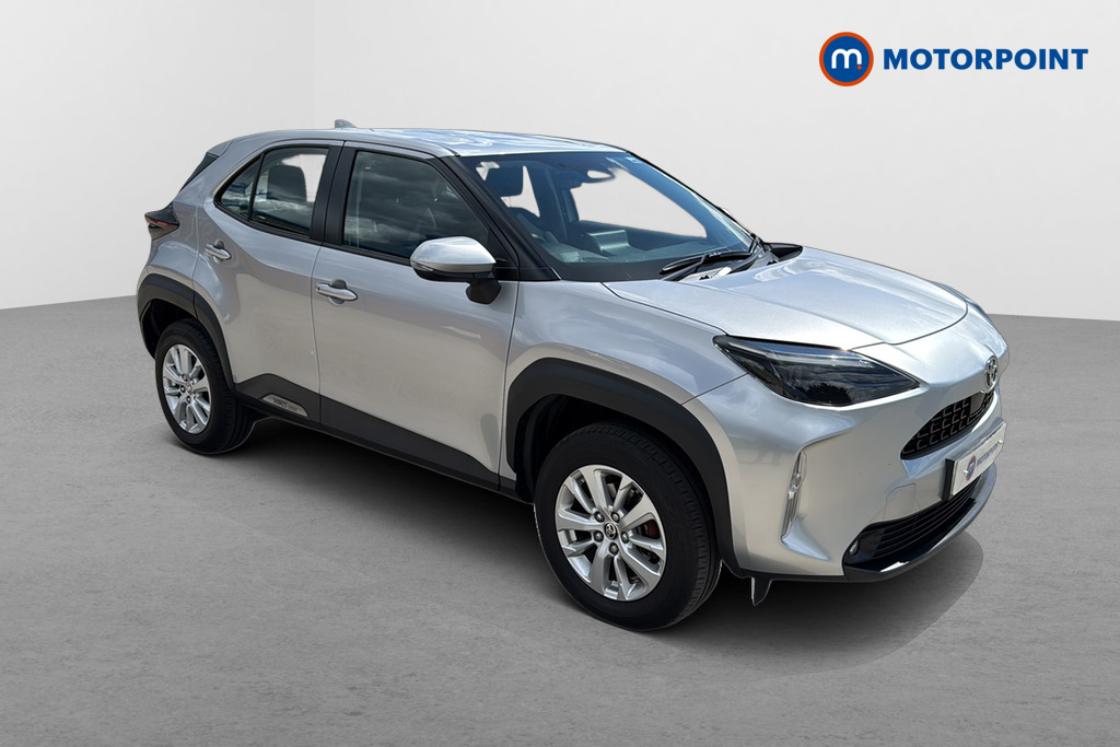 Toyota Yaris Cross Icon Automatic Petrol-Electric Hybrid Estate - Stock Number (1650815) - Drivers side front corner