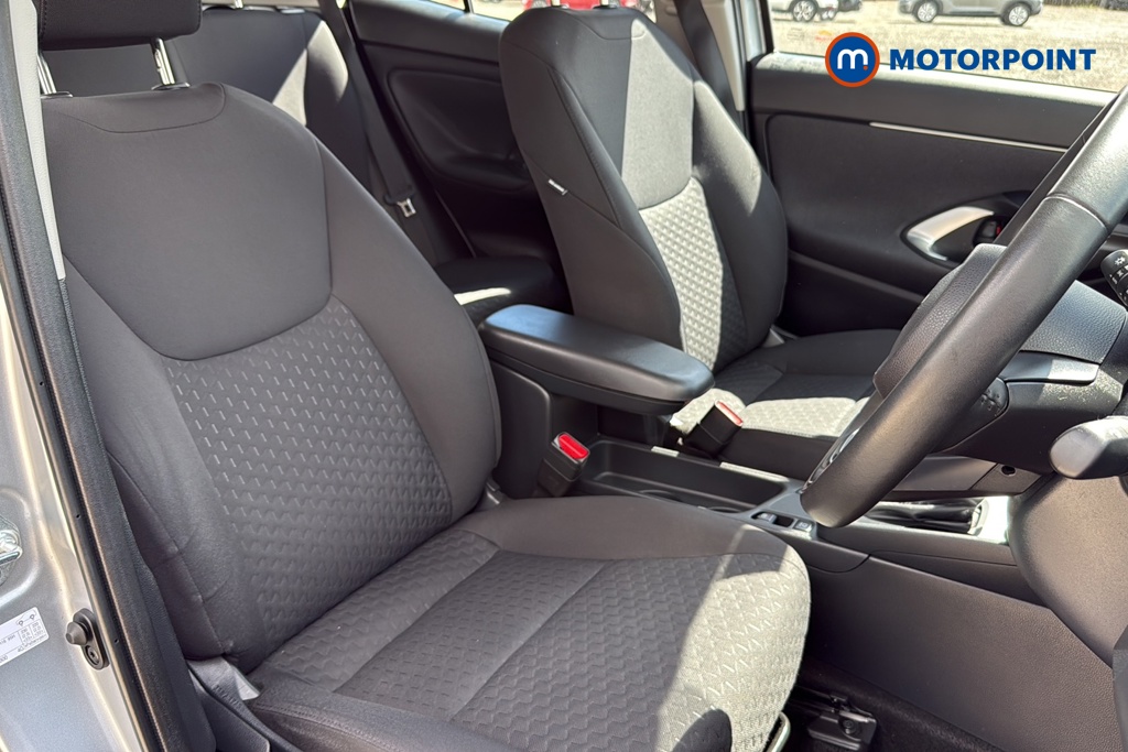 Toyota Yaris Cross Icon Automatic Petrol-Electric Hybrid Estate - Stock Number (1650815) - 22nd supplementary image