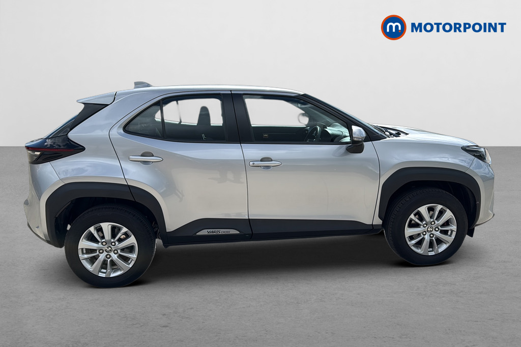 Toyota Yaris Cross Icon Automatic Petrol-Electric Hybrid Estate - Stock Number (1650815) - Passenger side