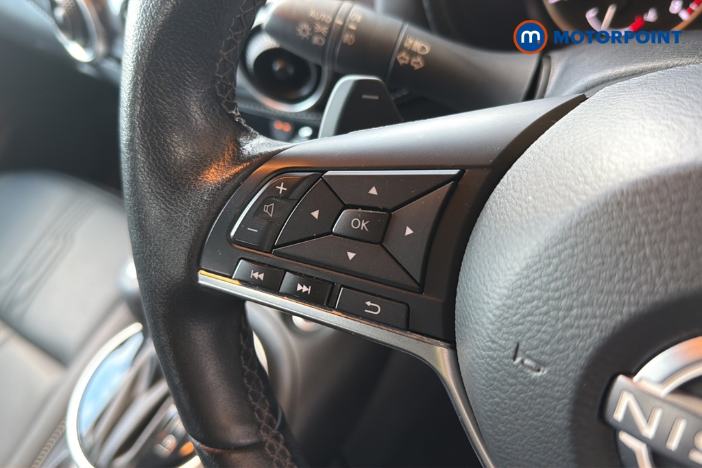 Nissan Juke Tekna Automatic Petrol SUV - Stock Number (1650942) - 4th supplementary image