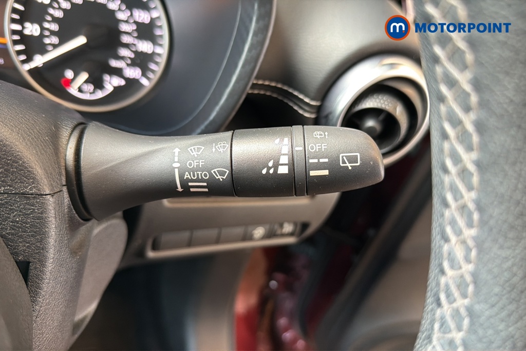 Nissan Juke Tekna Automatic Petrol SUV - Stock Number (1650942) - 6th supplementary image