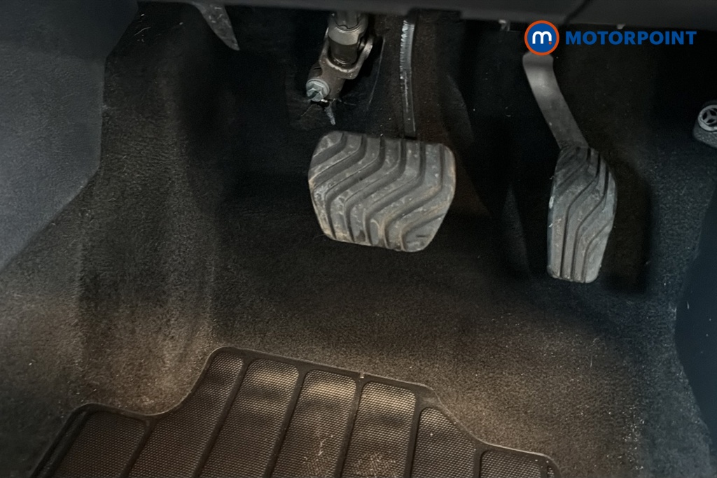 Nissan Juke Tekna Automatic Petrol SUV - Stock Number (1650942) - 24th supplementary image