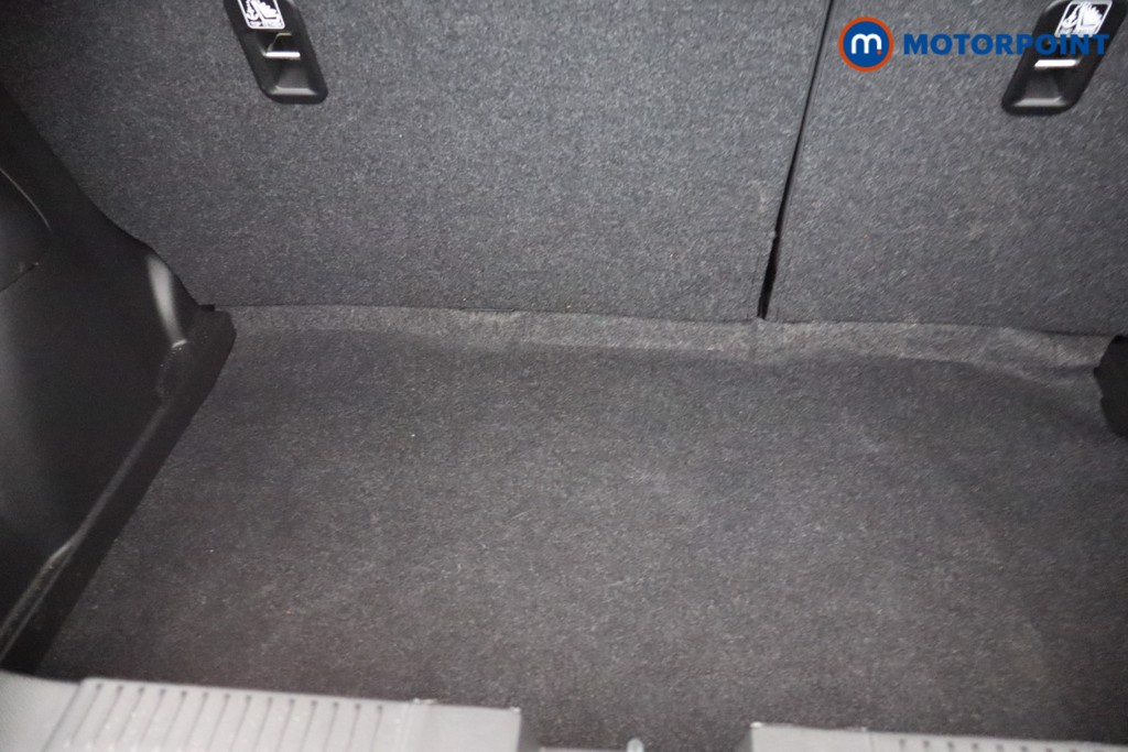 Suzuki Swift Motion Manual Petrol Hatchback - Stock Number (1650949) - 6th supplementary image