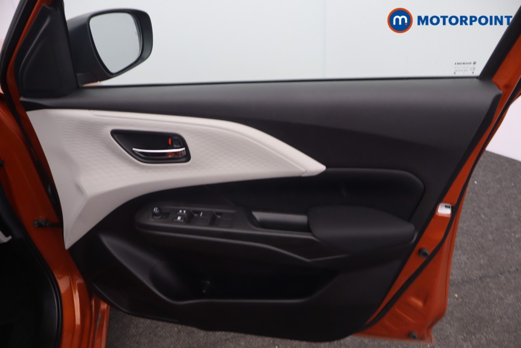 Suzuki Swift Motion Manual Petrol Hatchback - Stock Number (1650949) - 10th supplementary image