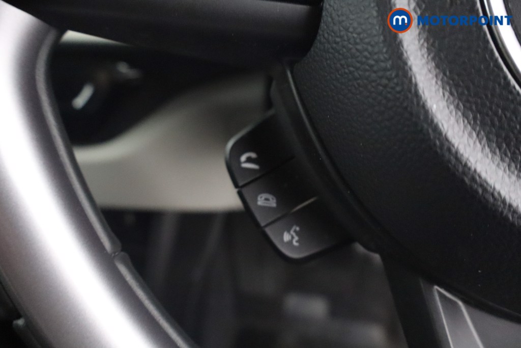Suzuki Swift Motion Manual Petrol Hatchback - Stock Number (1650949) - 16th supplementary image