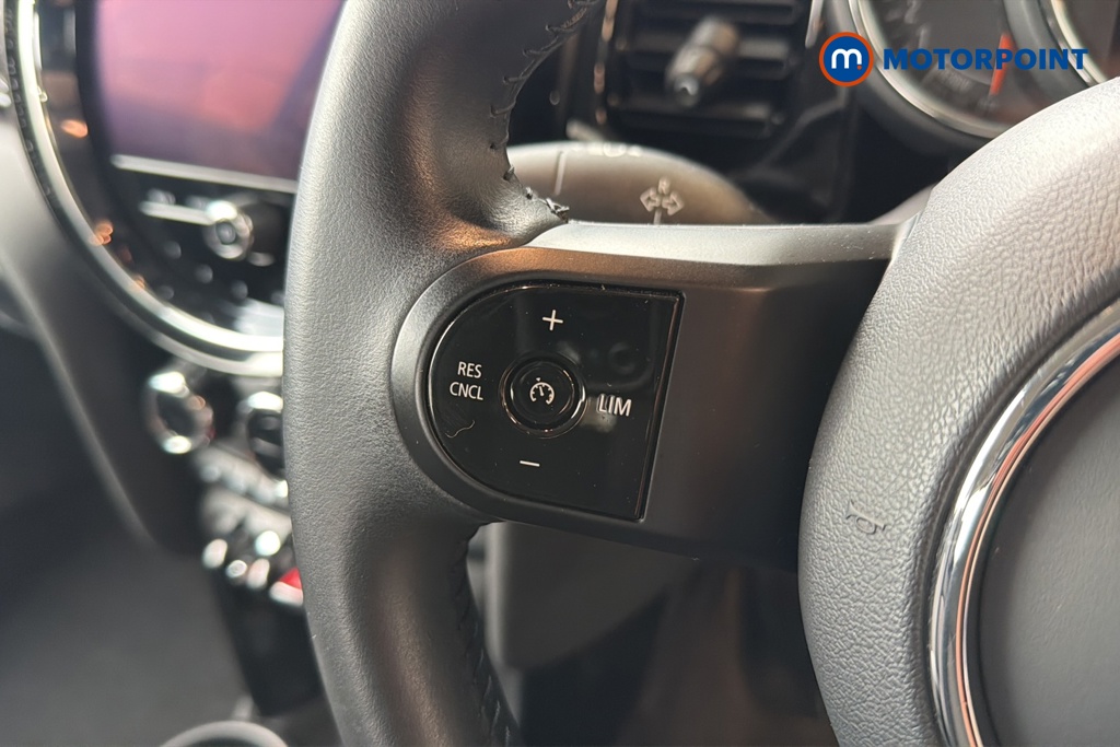 Mini Hatchback Cooper Classic Manual Petrol Hatchback - Stock Number (1651227) - 4th supplementary image