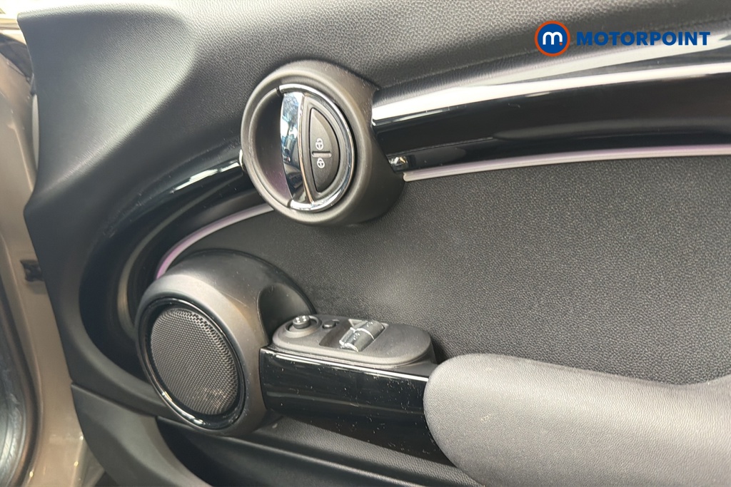 Mini Hatchback Cooper Classic Manual Petrol Hatchback - Stock Number (1651227) - 10th supplementary image