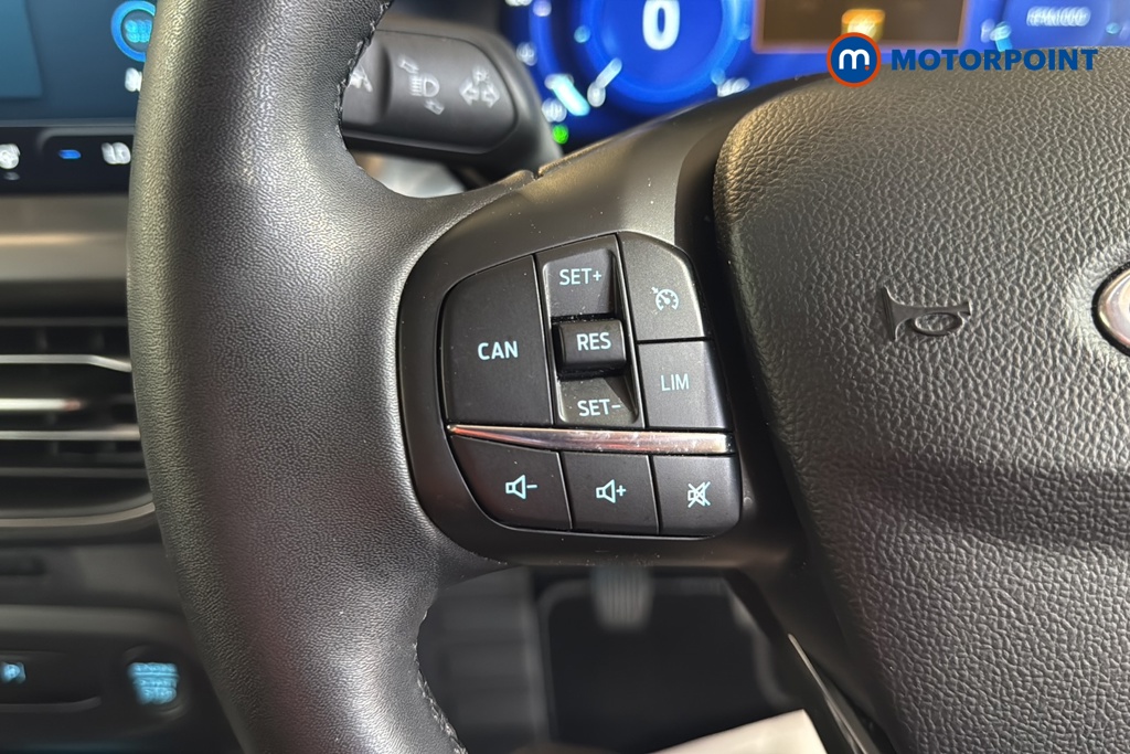 Ford Focus Titanium X Manual Petrol Hatchback - Stock Number (1627249) - 4th supplementary image