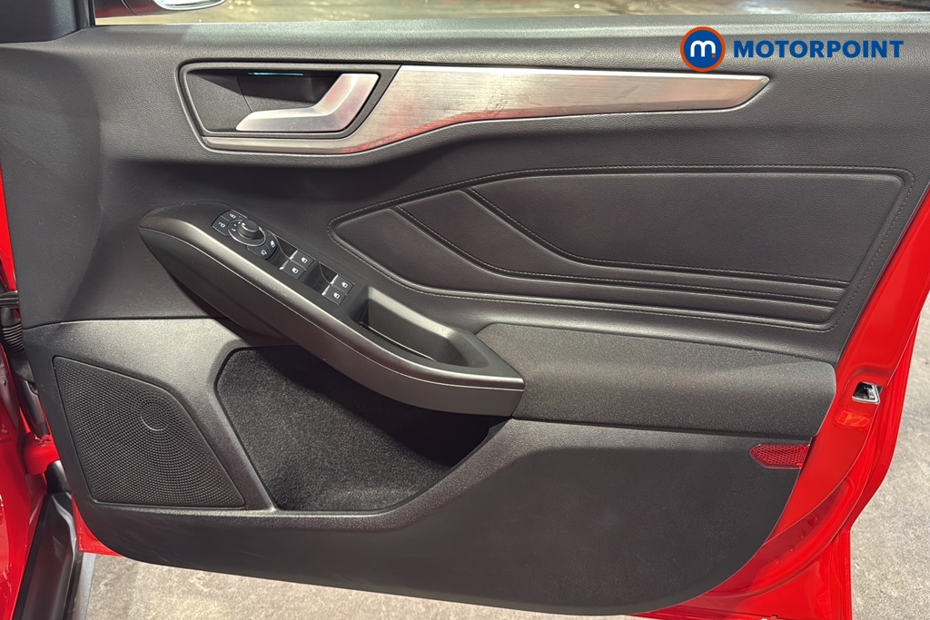 Ford Focus Titanium X Manual Petrol Hatchback - Stock Number (1627249) - 18th supplementary image
