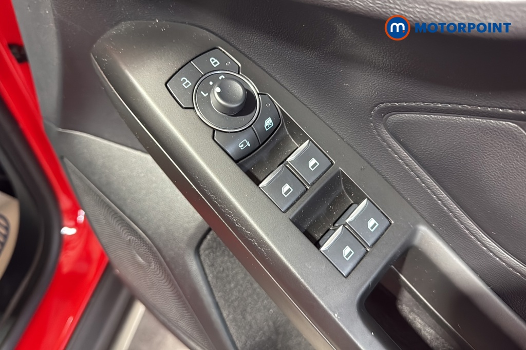 Ford Focus Titanium X Manual Petrol Hatchback - Stock Number (1627249) - 19th supplementary image