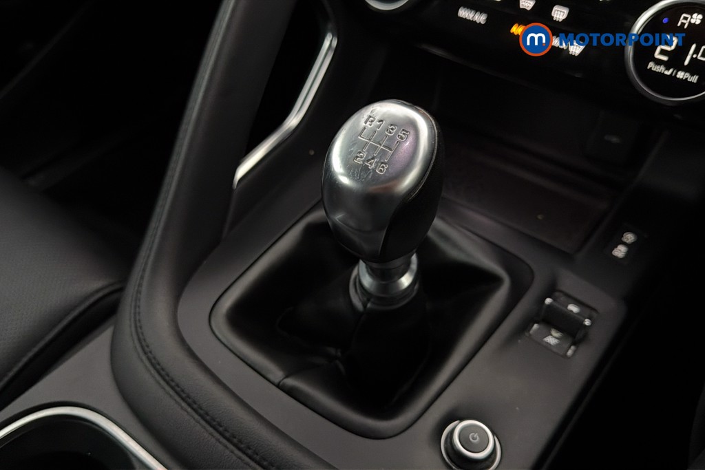 Jaguar E-Pace S Manual Diesel SUV - Stock Number (1635229) - 15th supplementary image