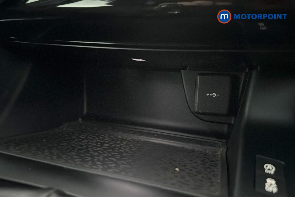 Jaguar E-Pace S Manual Diesel SUV - Stock Number (1635229) - 17th supplementary image
