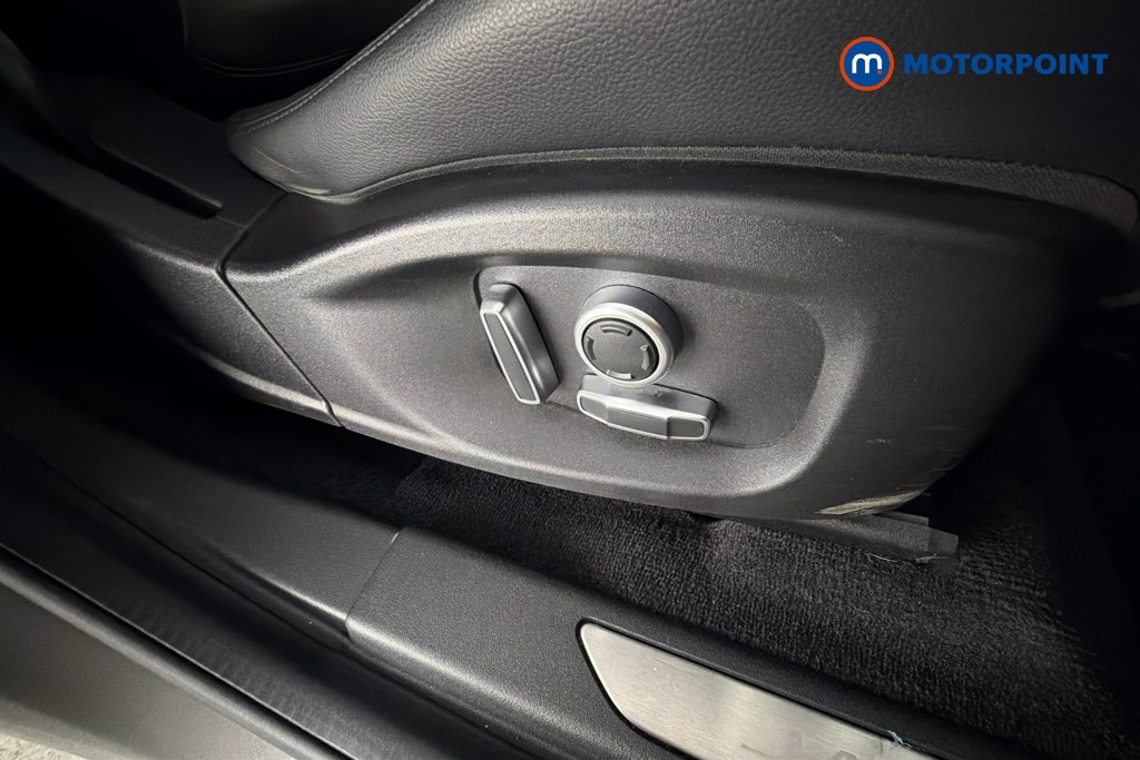 Jaguar E-Pace S Manual Diesel SUV - Stock Number (1635229) - 25th supplementary image