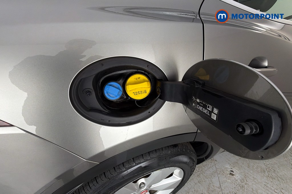 Jaguar E-Pace S Manual Diesel SUV - Stock Number (1635229) - 41st supplementary image