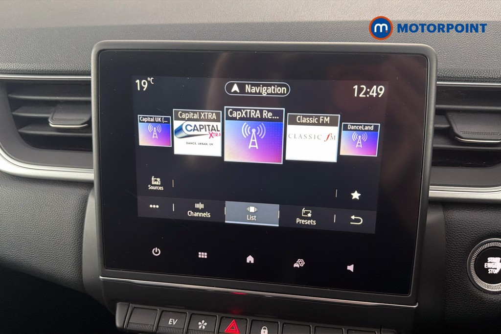 Renault Captur Techno Automatic Petrol-Electric Hybrid SUV - Stock Number (1635926) - 9th supplementary image