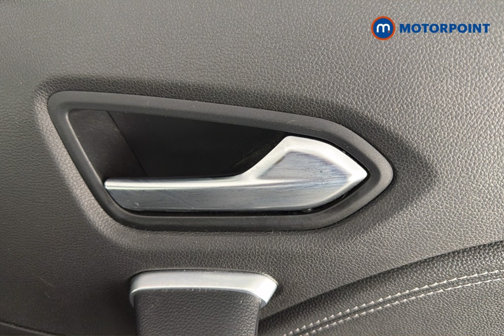 Renault Captur Techno Automatic Petrol-Electric Hybrid SUV - Stock Number (1635926) - 42nd supplementary image