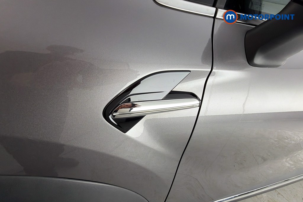 Renault Captur Techno Automatic Petrol-Electric Hybrid SUV - Stock Number (1635926) - 46th supplementary image