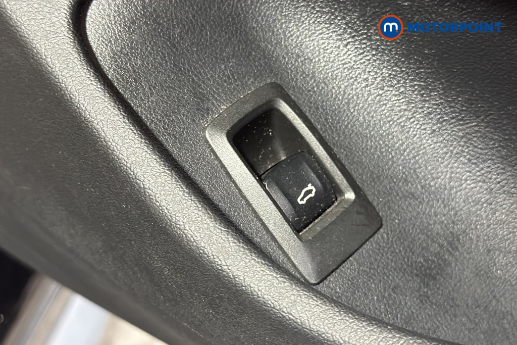 BMW 4 Series M Sport Automatic Petrol Hatchback - Stock Number (1636128) - 993rd supplementary image