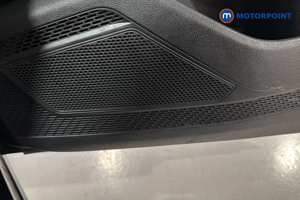Volkswagen Polo Life Manual Petrol Hatchback - Stock Number (1639340) - 21st supplementary image